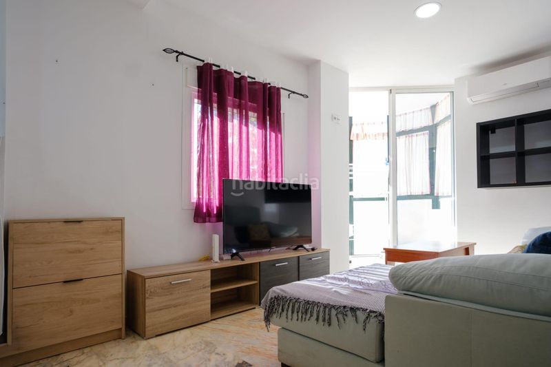 Foto 44e43aac-2fbd-4317-8186-d688989cc5c3. Lloguer apartament amb piscina a Parque Alcosa Sevilla