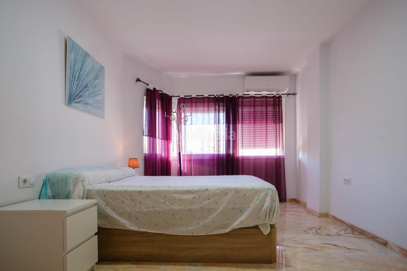 Foto 993556f8-38ba-47e1-995c-dd18e8da474e. Lloguer apartament amb piscina a Parque Alcosa Sevilla