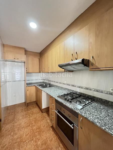 Foto d245f2da-e2e3-46f0-919f-e54e1be6c206. Flat with heating parking in Els Molins Mataró