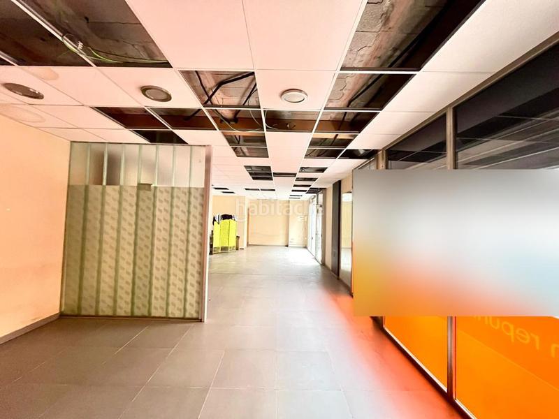Foto f7bfe331-87a5-4b19-b3c1-aa6c396d24e0. Alquiler local comercial magnifico local en alquiler en Mataró