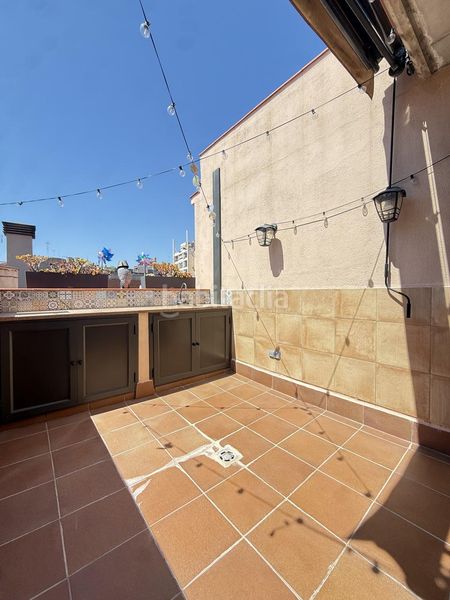 Foto d5018a8d-8741-4840-acbf-95bc7e2d0143. Casa a Centre Mataró
