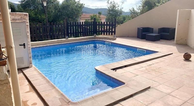 Foto f61ed42f-592d-414f-8258-4383d1240838. Casa amb piscina a Urbanitzacions Argentona