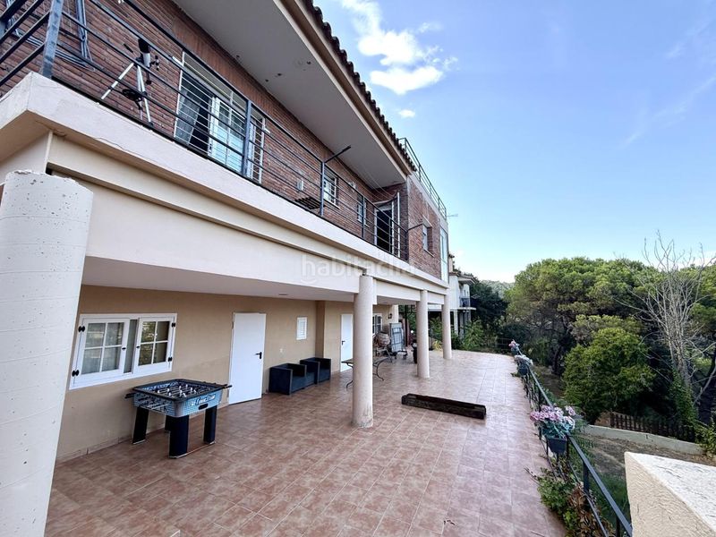 Foto fbbe1c75-d32e-4cb9-bfa3-c73b89f9d12d. Casa amb piscina a Urbanitzacions Argentona