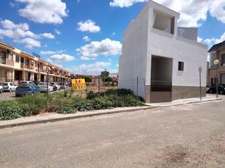 Terrain résidentiel à Clara campoamor 3. Parcelas urbanas en la algaba