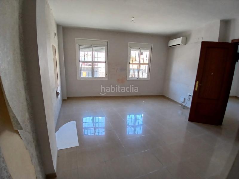 Foto 59244d66-c694-4a18-bda0-9f9cf14c95b6. Piso  en venta en alcala del rio (sevilla) en Alcalá del Río
