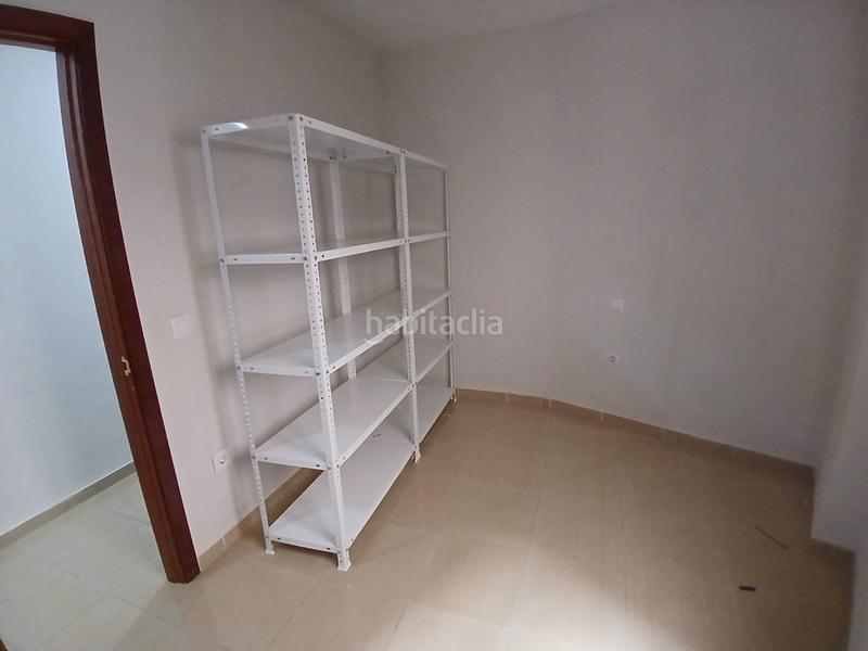 Foto d2563a22-8533-4f8e-a499-ea0b4e533152. Piso  en venta en alcala del rio (sevilla) en Alcalá del Río