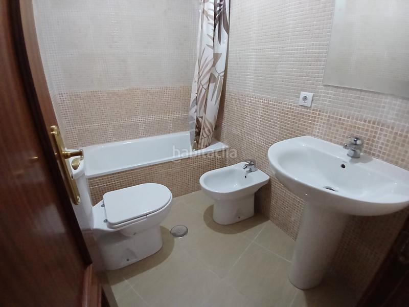 Foto f042e407-cb42-4faa-877a-d58de9166116. Piso  en venta en alcala del rio (sevilla) en Alcalá del Río