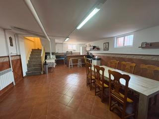 Casa adosada  Calle josé díaz velázquez. Vivienda adosada en venta en la algaba - sevilla