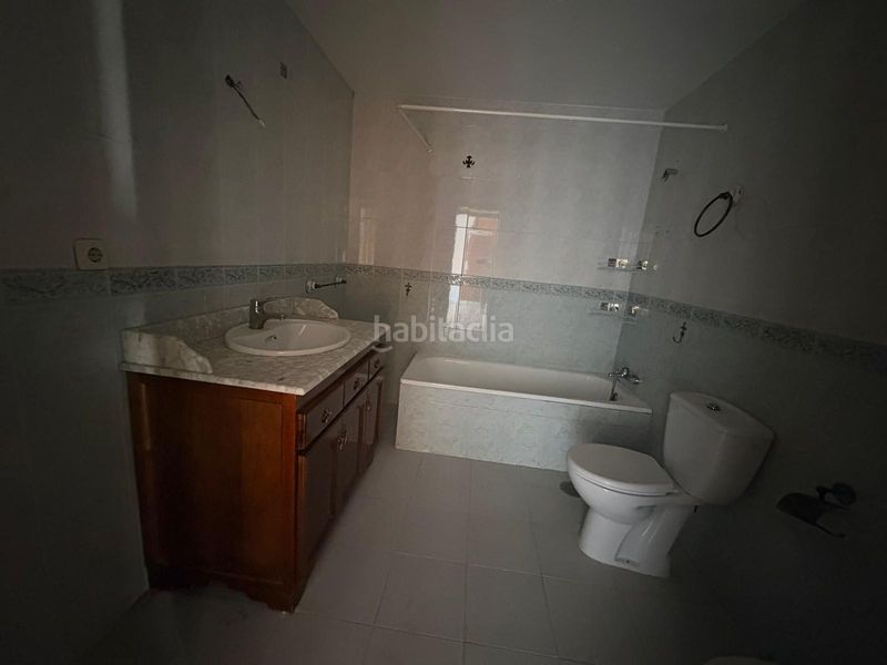 Foto 3b73e8a5-38f8-4a0d-8f6d-ab6a0846b1c9. Casa adossada amb xemeneia aparcament a colores - entreparques Sevilla