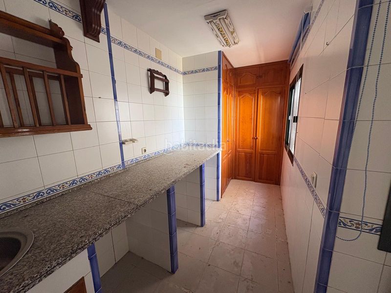 Foto 6e8c5820-14e8-4578-a993-d300908fda02. Casa adossada amb xemeneia aparcament a colores - entreparques Sevilla