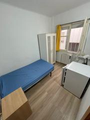 Miete Etagenwohnung  Calle del amparo