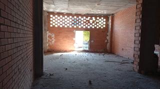 Local Comercial en Calle Carretera de Loeches