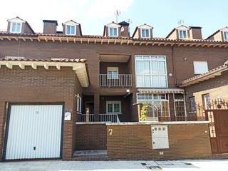 Casa adossada a Valle Grande