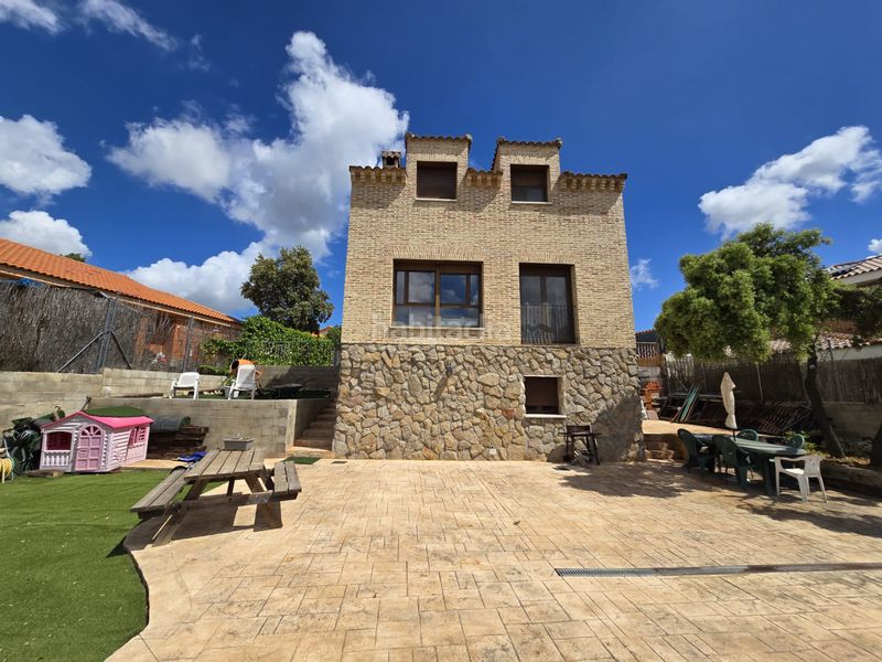 Foto 4677c2dc-dee5-4528-b10c-a48439344522. Chalet  en venta en Chiloeches