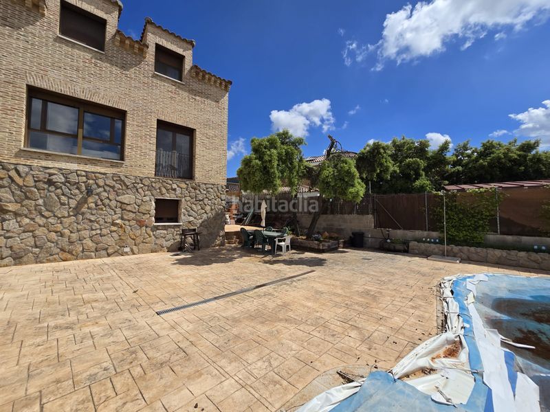 Foto b1399631-c771-43f1-bb18-56a4e4e76f94. Chalet  en venta en Chiloeches