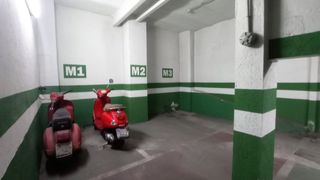 Parking moto  N/a