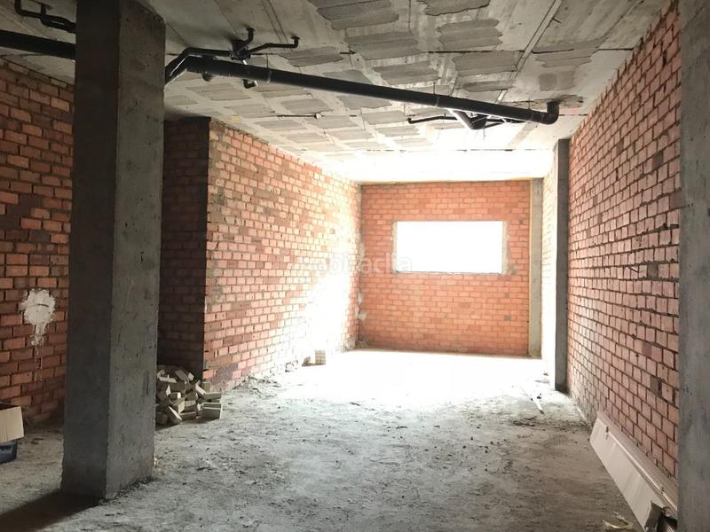 Foto 36d0ff4d-f7ab-4a80-8d7a-39d63e7239a7. Affitto locale commerciale in avenida ciencias las 25 in Sevilla