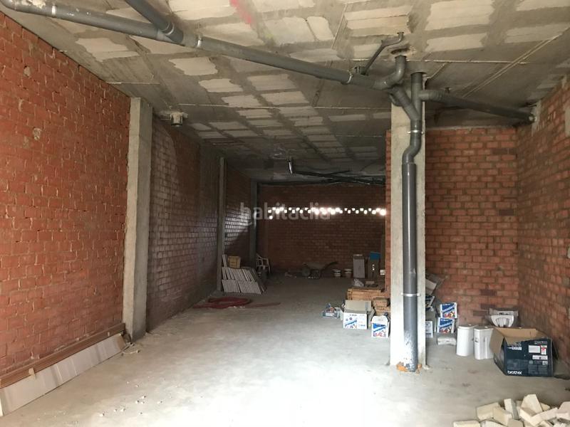 Foto c216d28b-fc20-4270-92b6-cdc842d5f4a6. Lloguer local comercial a avenida ciencias las 25 a Sevilla