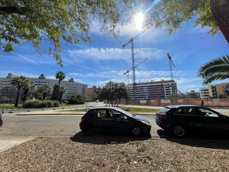 Foto d300df66-8985-4c2f-a557-48341b1304b4. Miete geschäftsraum in avenida ciencias las 25 in Sevilla