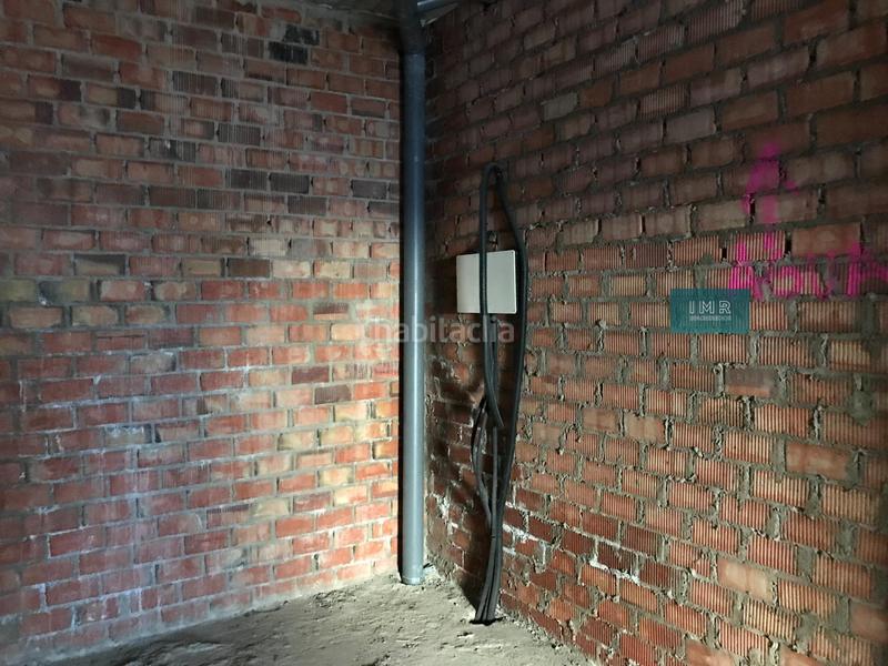 Foto 333f70ac-bb52-43ae-a573-c6bdaf953120. Local comercial en calle eliche 29 local en venta en Olivares