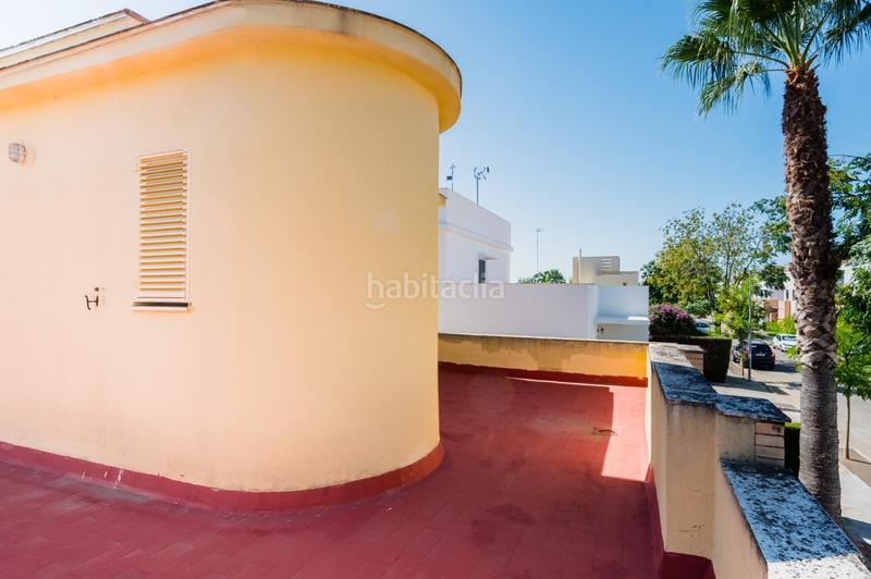 Foto 2c72d6e8-b113-469a-84ed-801dc440129a. Chalet aljarafe. . chalet independiente en Almensilla