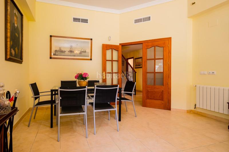 Foto c29476bd-7c7f-405f-bea1-fed9d67cd85d. Chalet aljarafe. . chalet independiente en Almensilla