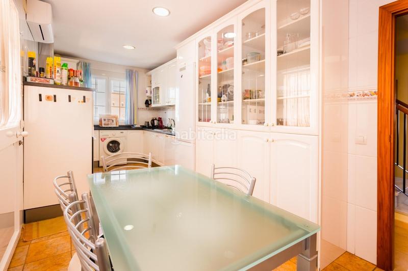 Foto dc964f1b-c6fb-4117-9ba7-55b8eb41e9f0. Chalet aljarafe. . chalet independiente en Almensilla