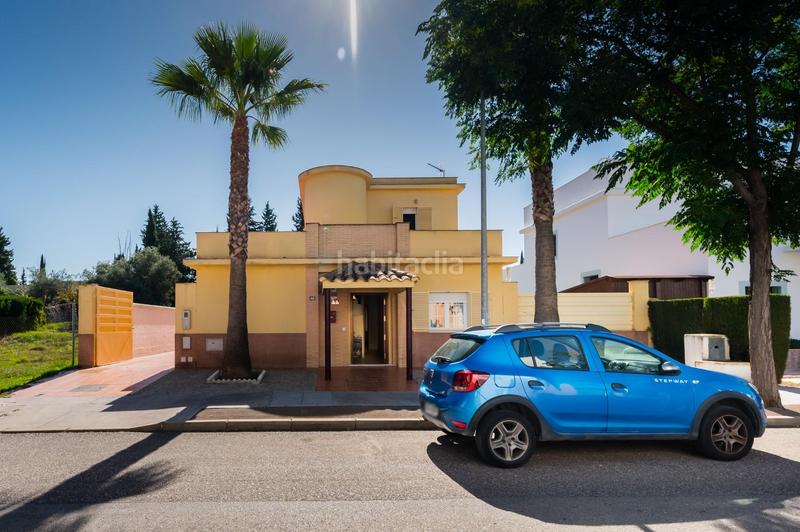 Foto e8cb4027-c7a1-4ed3-90c7-7494123a058e. Chalet aljarafe. . chalet independiente en Almensilla