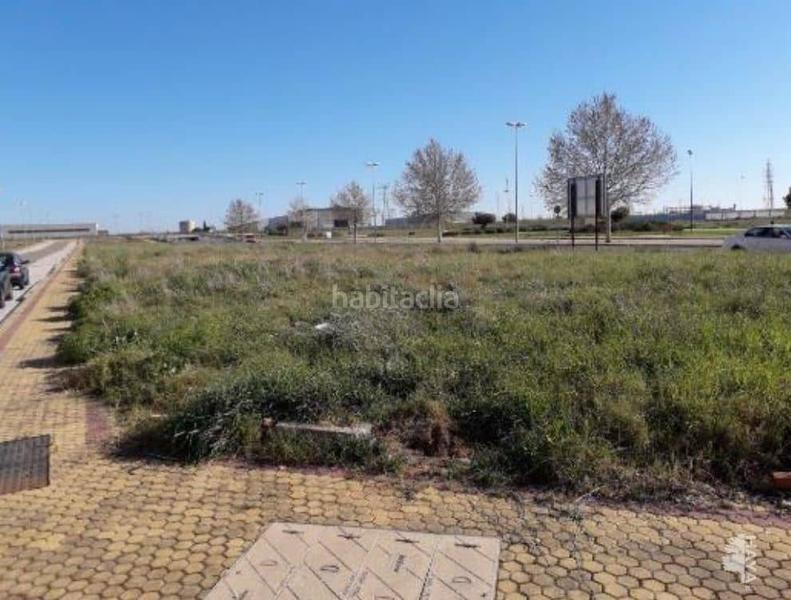 Foto 6db6fabf-4604-463a-959b-52d86435f22b. Terreny residencial a calle los palillos dieciseis 25 a Alcalá de Guadaira