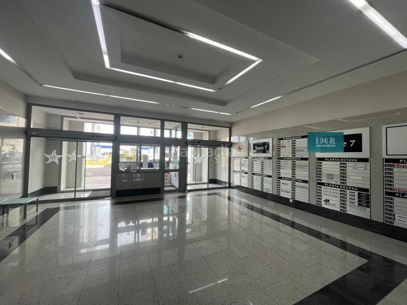 Foto 46376ec7-ec30-40bf-8563-93f46d1ede85. Oficina  en venta en torneo parque empresarial en Sevilla