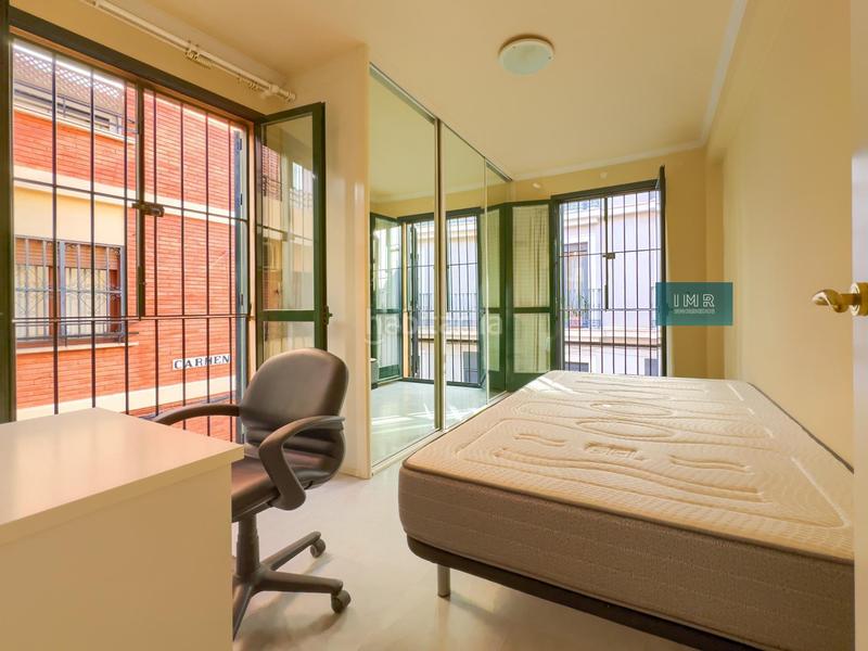 Foto 47ffe45f-d4a5-4842-bf60-309d908af3b6. Zweistöckige wohnung mit parking pool in San Vicente Sevilla