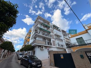 Pis en Calle justo monteseirin gonzale 23. Piso muy luminoso en castilleja de la cuesta  junto a calle real