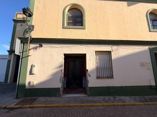 Local Comercial  Calle antonio pérez ruiz 2. Venta sin posesión local comercial en el centro de bollullos de