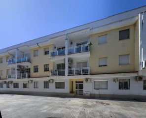 Flat  Calle batan. Amplio y luminoso piso en coria del río  tu nuevo hogar te esper