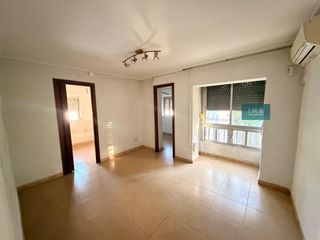 Pis  Calle jarama 19. Oportunidad en el carmen! gran piso de 4 dorm. todo exterior jun