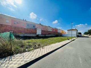 Terreno residencial en Calle antonio machado 35. Solar en venta proindiviso en huévar del aljarafe
