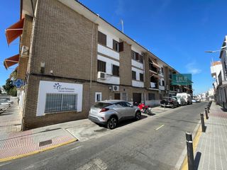 Geschäftsraum  Diego de los reyes. Oportunidad en castilleja local céntrico junto a colegio las irl