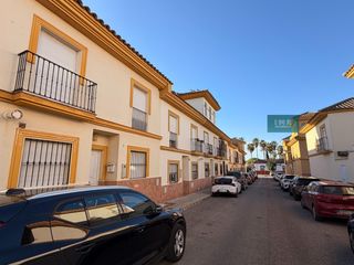 Casa a schiera in Calle verdiales 7. Casa adosada en venta en el centro de bollullos de la mitación