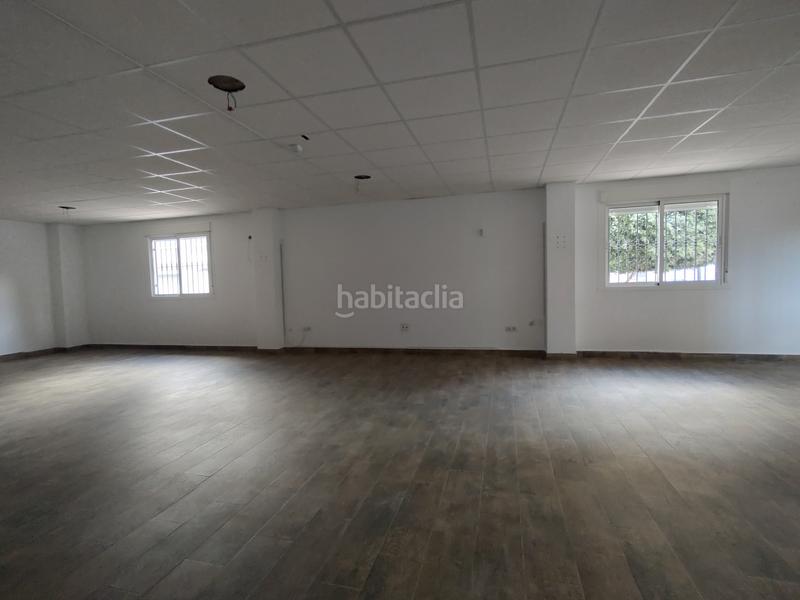 Foto 8e0d4ea6-cd51-4c95-aa6f-8d437a88ca02. Local comercial en calle uruguay 1 en Huércal - Overa