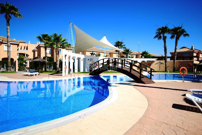 Foto c4330313-313a-4f55-8e6e-2e6c315e8a26. Apartament a avenida juan sebastián elcano 68 a Las Marinas - Pueblo Laguna Vera