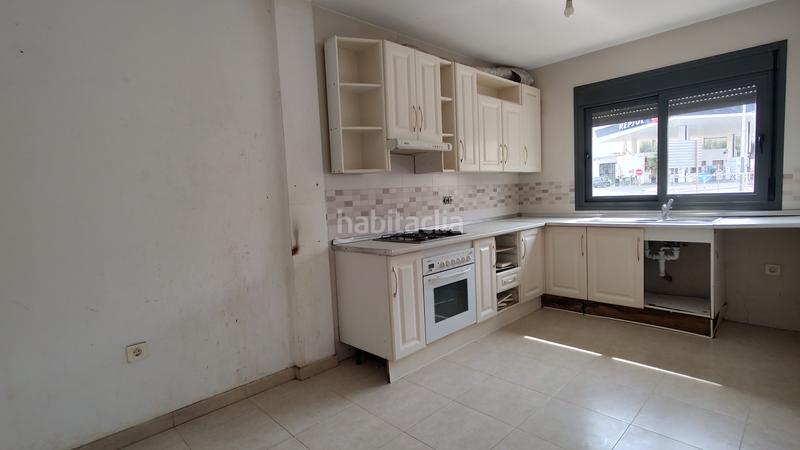 Foto e74703e3-b3cd-4e80-ab90-61fb376430be. Casa adosada amplia casa adosada en tijola en Tíjola