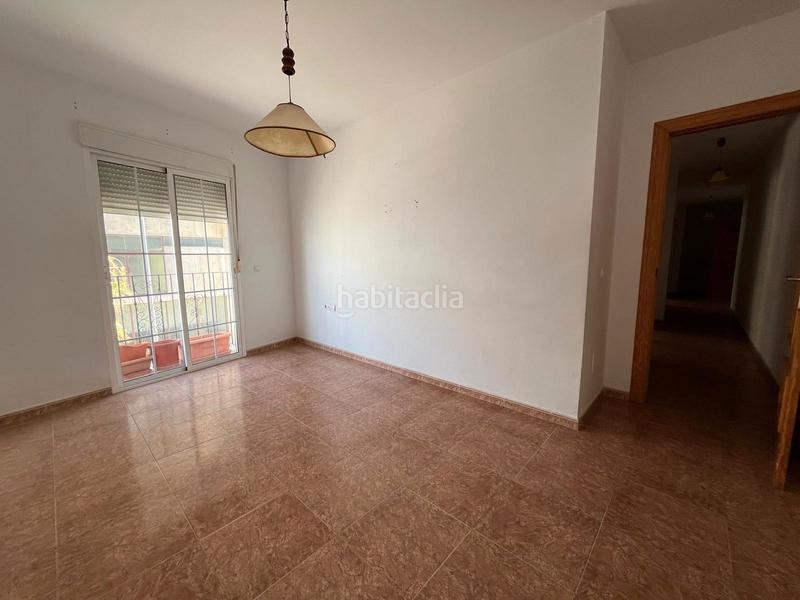 Foto ebfec7d7-e18d-4b93-aaf5-70f70ebe0f24. Piso en calle rambla de las zorreras 3 en Carboneras