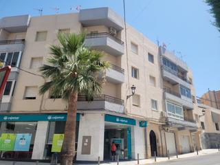 Pis en Calle huertos 18. Amplio piso para reformar