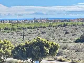 Apartament a Avenida la giralda 2