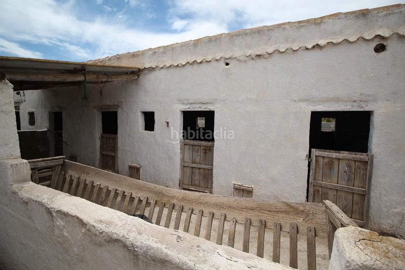 Foto 64b89965-74eb-4351-8fb8-f4d42275b587. Masía en Huércal - Overa