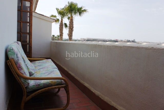 Foto 1dbf5715-3bd9-48ce-bbb1-1b111fbd12b0. Àtic amb piscina a Las Marinas - Pueblo Laguna Vera
