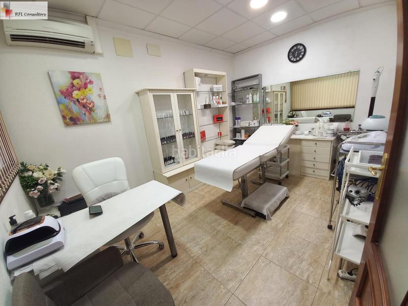 Foto 48f6fa86-4233-417c-a3a2-a5a9650d2161. Lloguer local comercial a Ampolla (L´)