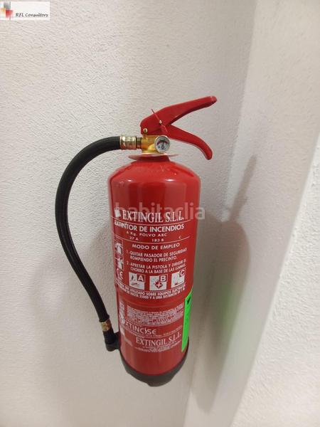 Foto 0c8dea2b-d18b-4fea-bda0-538abd158178. Miete geschäftsraum in Ampolla (L´)