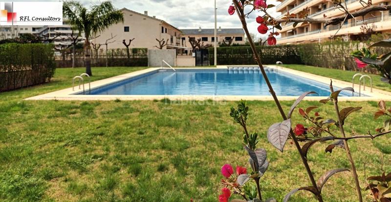 Foto 1f717f55-026d-4fd9-b351-d31eec4e502c. Alquiler apartamento  en primera linea en urbanizacion con piscina !!! en Torreblanca