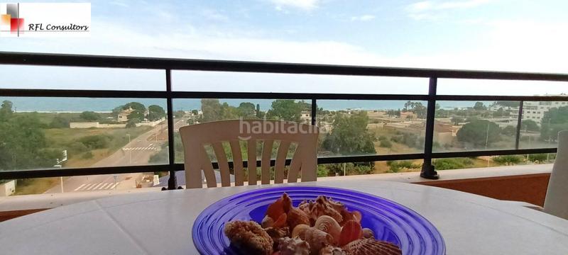 Foto 87a2795f-dce2-402d-b3a3-b5216edbd0e1. Alquiler apartamento  en primera linea en urbanizacion con piscina !!! en Torreblanca